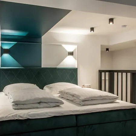 Oran 7 Apartment